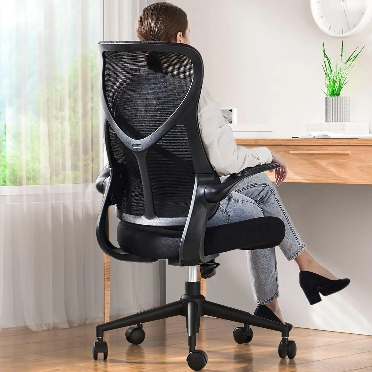 Aptliton Ergonomic Office Chair with Breathable Mesh Back, Padded Seat, Adjustable Height & Tilt Lock, Swivel Computer Chair for Home Office