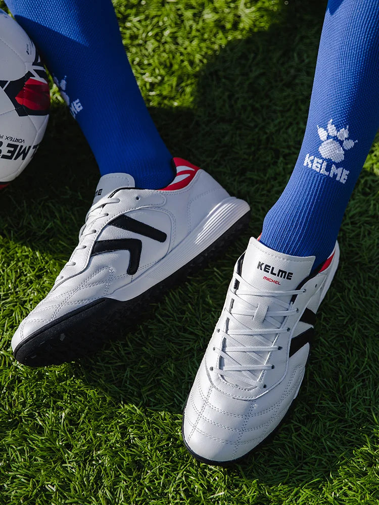 Chaussures de football KELME TF - Crampons en cuir de veau - Chaussures de futsal professionnelles - Baskets d'entraînement de football originales ZX80011017
