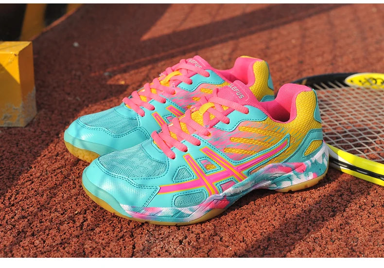 2022 New Women Sneakers Men Badminton Shoes Light Black Breathable Female Outdoor Sports Training Women Athletics Sports Green