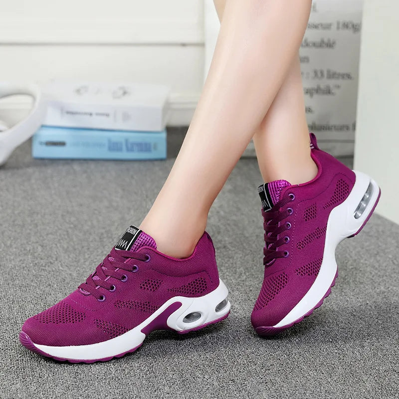 Fashion Women Lightweight Sneakers Running Shoes Outdoor Sports Shoes Breathable Mesh Comfort Running Shoes Air Cushion Lace Up