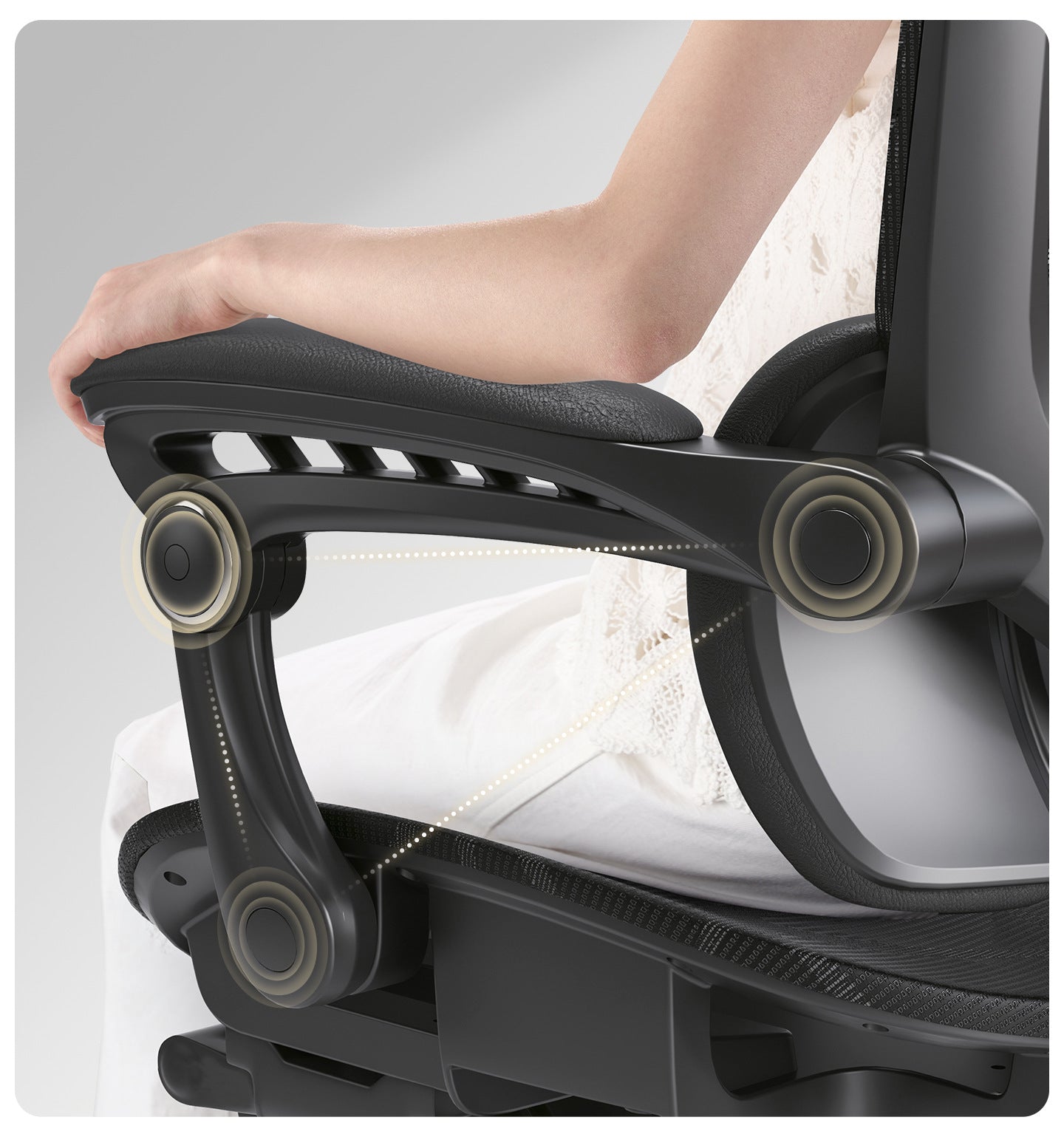 UVR Gaming Computer Chair Ergonomic Office Chair with Reclining Backrest, Adjustable Height, Comfortable Mesh Executive Swivel Chair for Home & Work