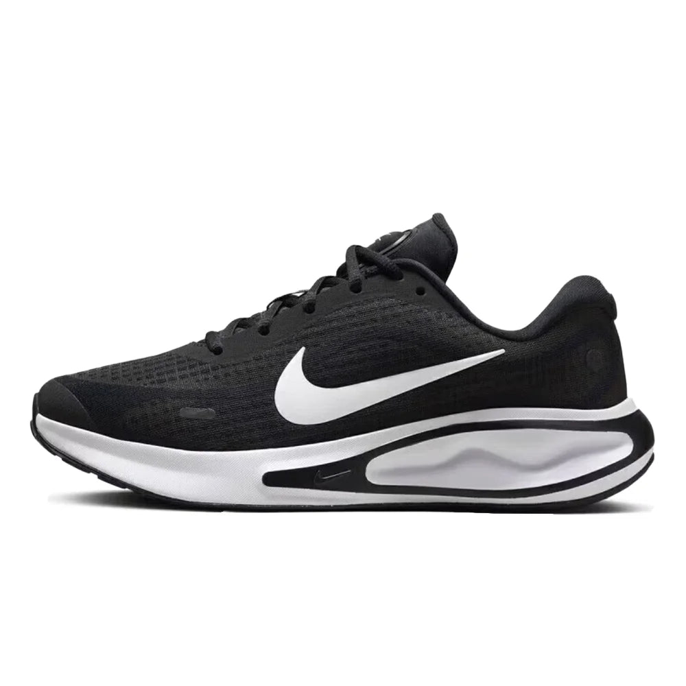 Buty do biegania Nike Journey Run – wygodna amortyzacja, antypoślizgowe i wytrzymałe. Idealne do codziennych treningów IH7329-101