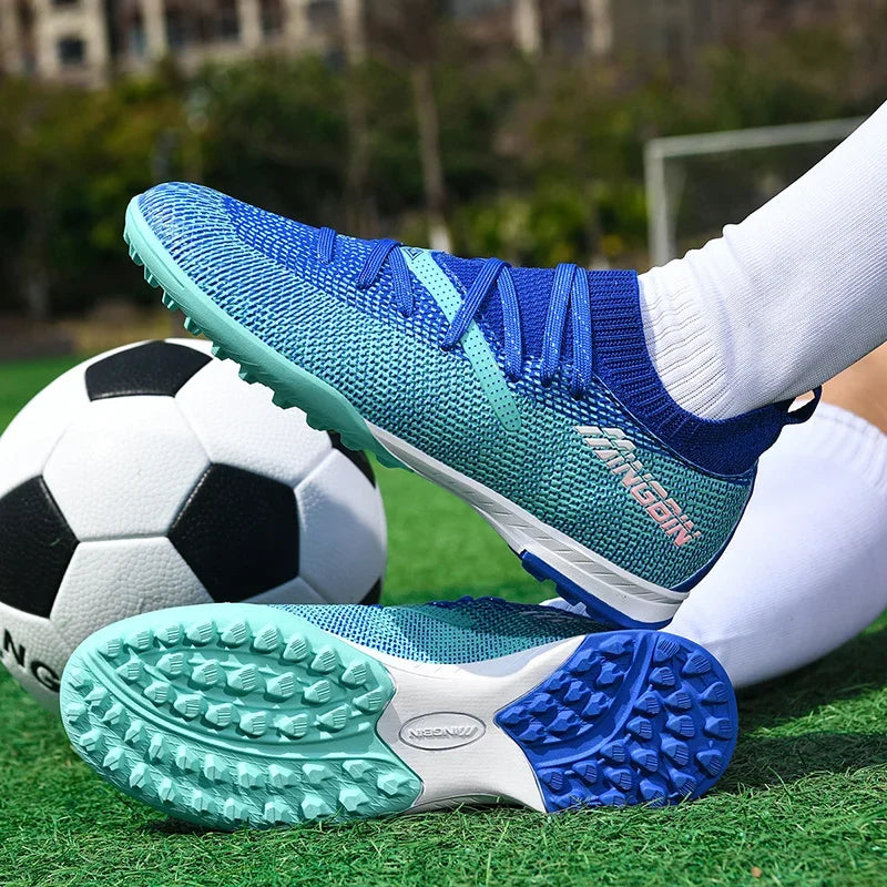 Chaussures de football pour homme, chaussures de foot professionnelles, crampons, futsal, femmes, unisexe, ultralégères, de haute qualité, baskets TF/FG