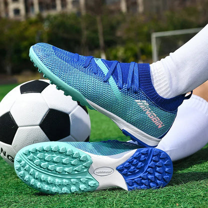Chaussures de football pour homme, chaussures de foot professionnelles, crampons, futsal, femmes, unisexe, ultralégères, de haute qualité, baskets TF/FG