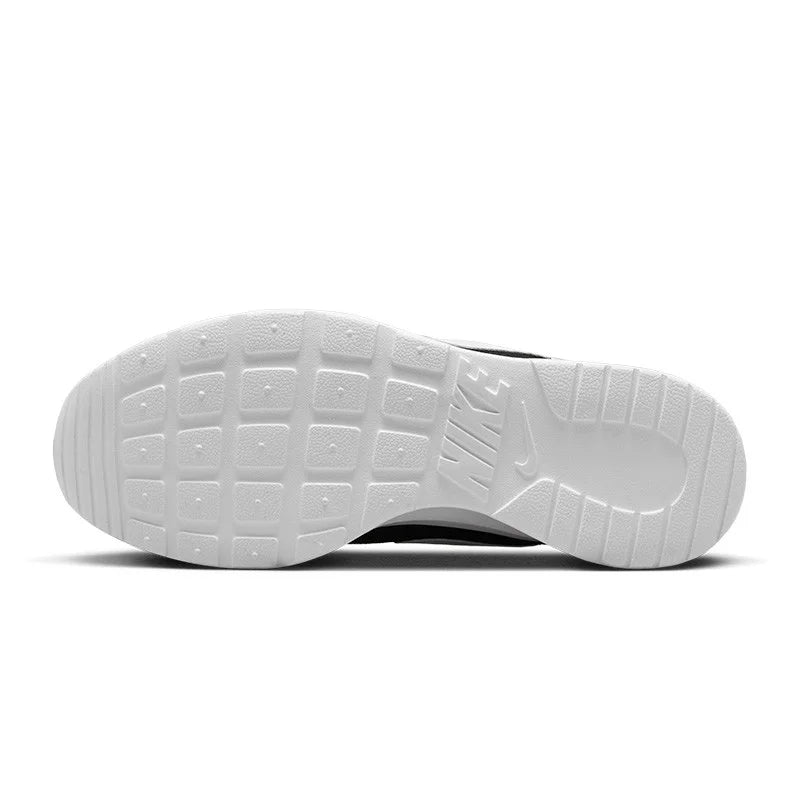 Nike Tanjun : chaussures de course basses pour homme et femme, confortables, polyvalentes, respirantes et résistantes - Noir DV7786-001