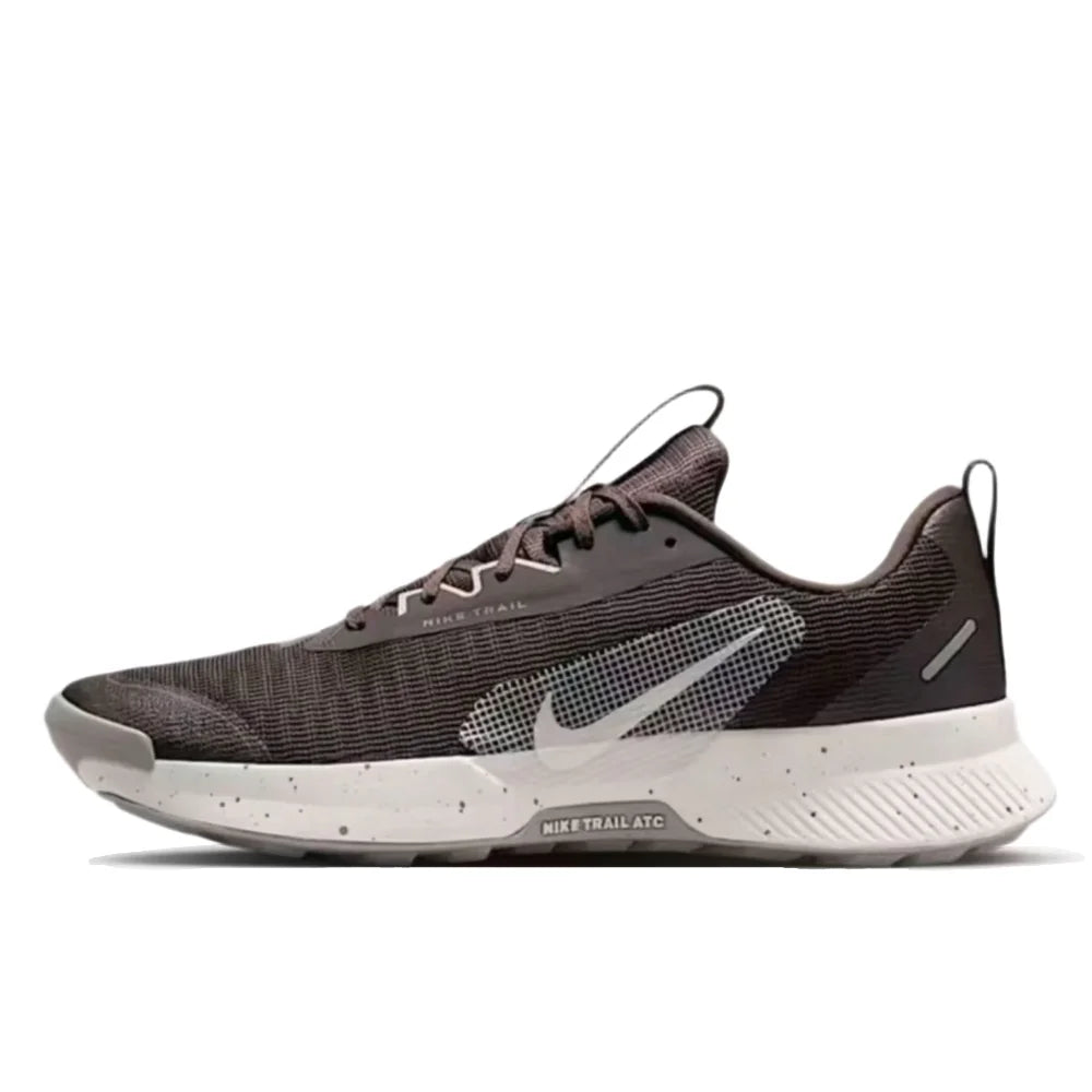 NIKE JUNIPER TRAIL 3 Męskie wygodne, antypoślizgowe i wytrzymałe buty treningowe do biegania, brązowo-białe, FQ0904-203