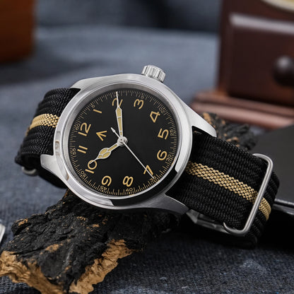 Militado ML08 Quartz Watch VH31 Movement Double Domed Sapphire Crystal Wristwatch Super C3 Green Luminous 38mm Vintage Watches