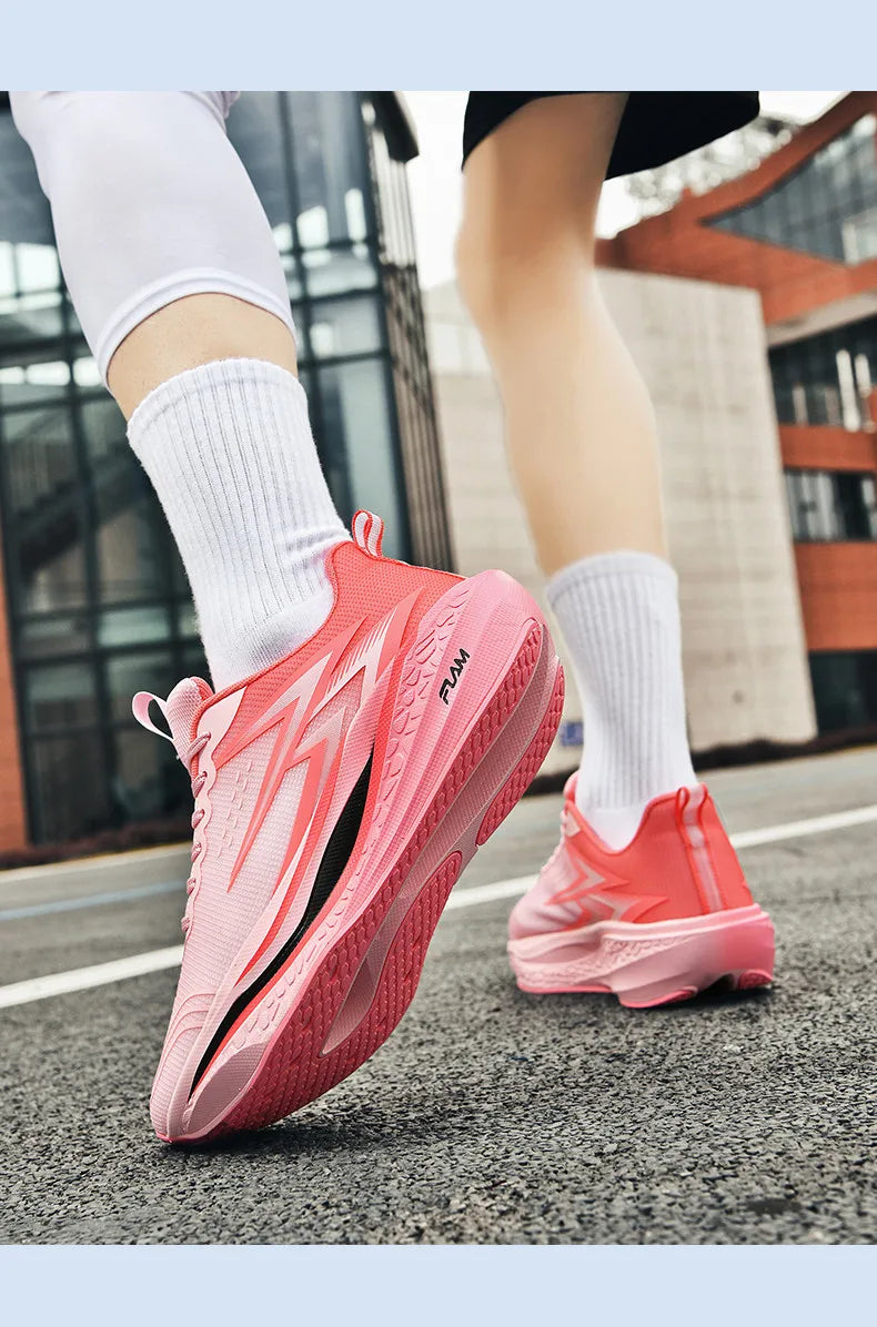 Chaussures de course pour hommes, spécialité marathon ; chaussures de sport légères pour hommes avec semelle en carbone ; baskets de sport confortables et antidérapantes pour femmes