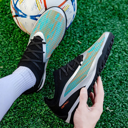 Men New TF Football Boots Sneakers Professional Society Casual Male Soccer Shoes Futsal High Quality Football Shoes Training