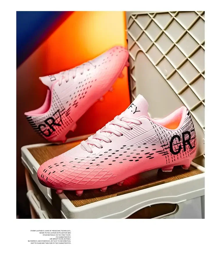 Low Cut Football Cleats Adopting Long TF Studs, Wear-resistant And Flexible, Suitable For Outdoor Field Sports