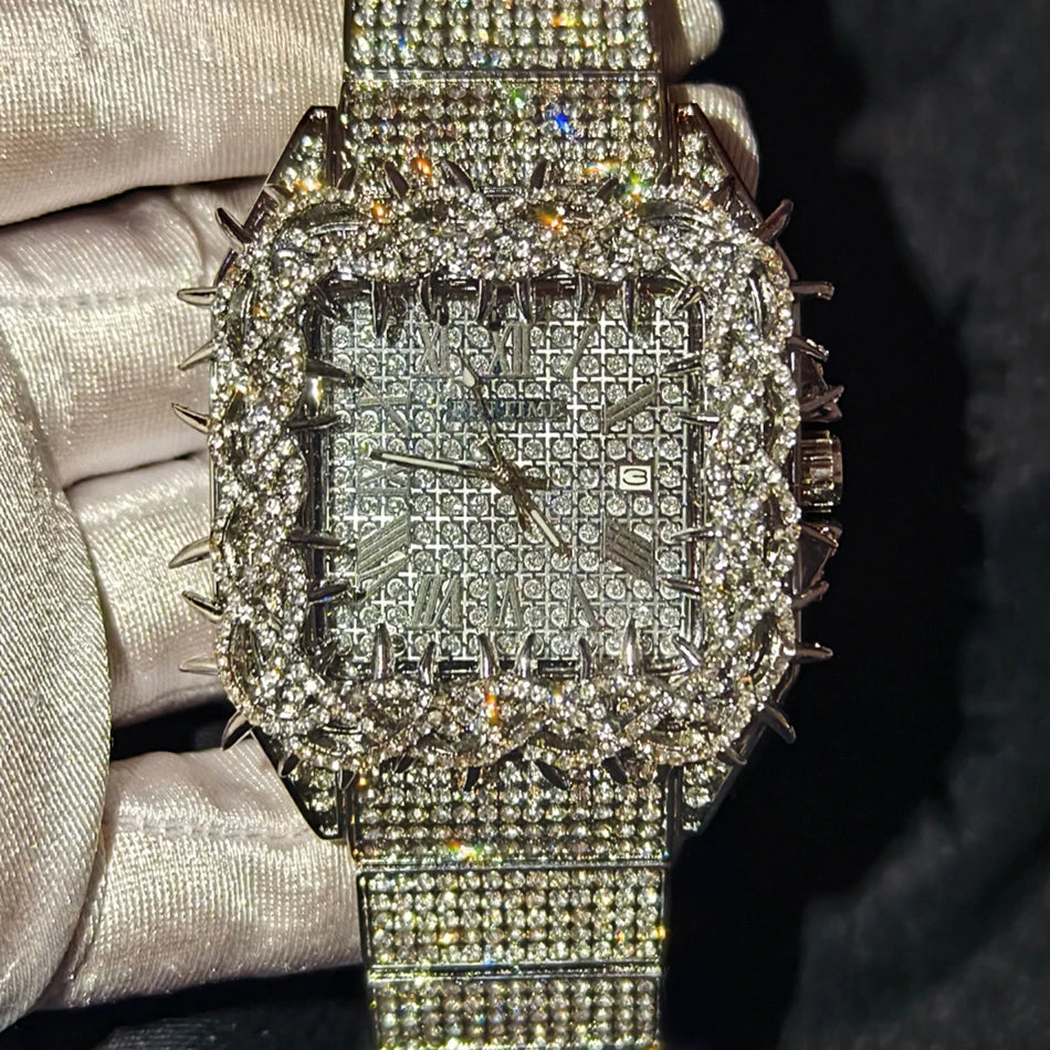 Shine Luxury Hip-Hop Diamond Watch with Emeralds for Men Replica Czech Stone Inlaid Waterproof Gold Watch שעוני יוקרה