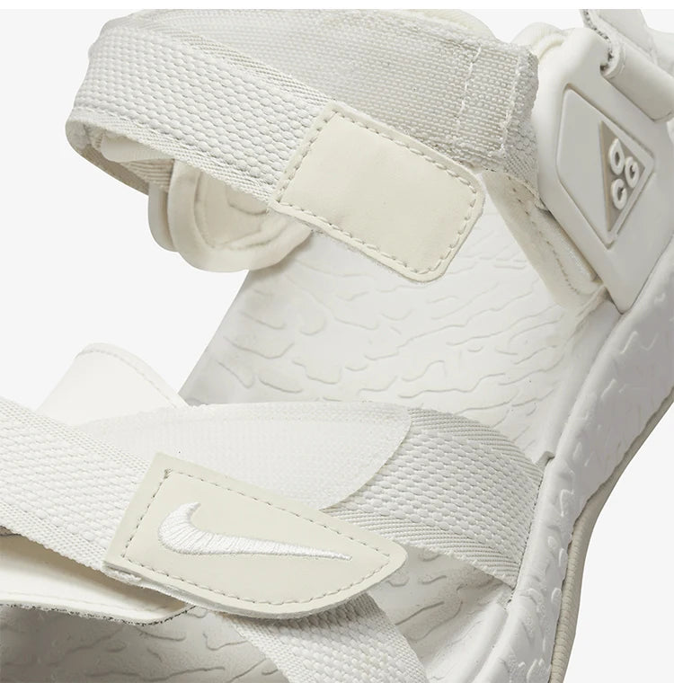 Nike Original ACG Air Deschutz+ Unisex-Sandalen mit atmungsaktiver Sohle FN5201-300