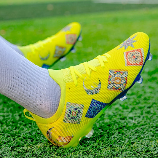 Chuteiras Profissionais Resistentes ao Desgaste para Relvado, Multicoloridas, com Forte Aderência e Excelente Equilíbrio, para Treino de Futebol ao Ar Livre no Verão