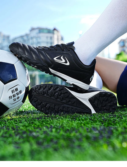 Zapatillas deportivas unisex de talla grande para entrenamiento y juego, para adultos, interior, exterior y césped, jóvenes y estudiantes, calzado de fútbol 39-45#