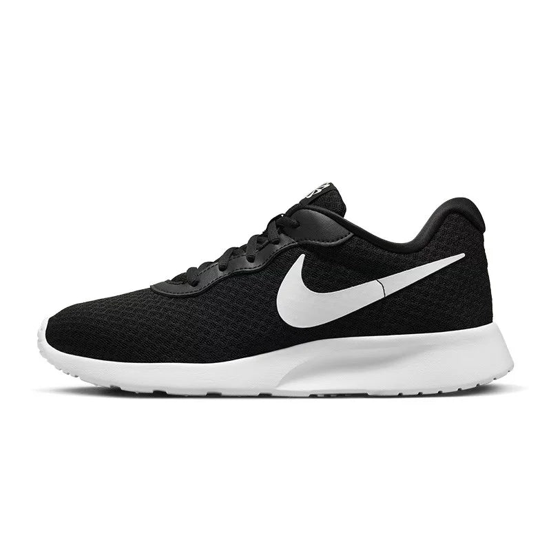 Nike Tanjun : chaussures de course basses pour homme et femme, confortables, polyvalentes, respirantes et résistantes - Noir DV7786-001