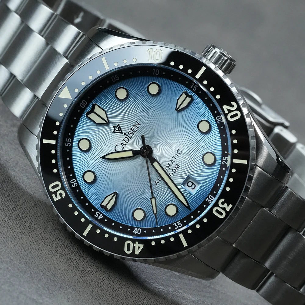 Montre mécanique automatique CADISEN – Modèle de luxe avec verre saphir, mouvement japonais MIYOTA 8215, cadran bleu et lunette en céramique – Étanche – Idée cadeau pour homme