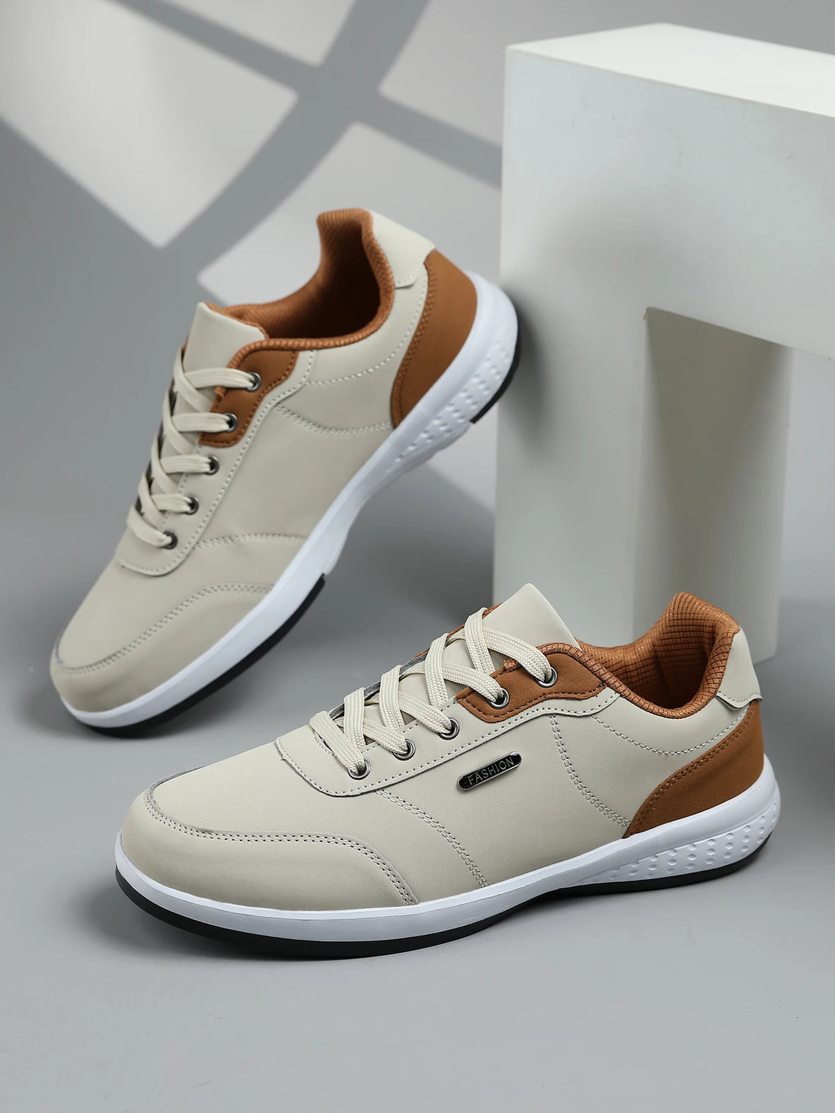 Chaussures de marche imperméables pour homme « Four Seasons » - Chaussures de sport décontractées en cuir pour homme - Chaussures de camping antidérapantes - Chaussures de tennis pour homme