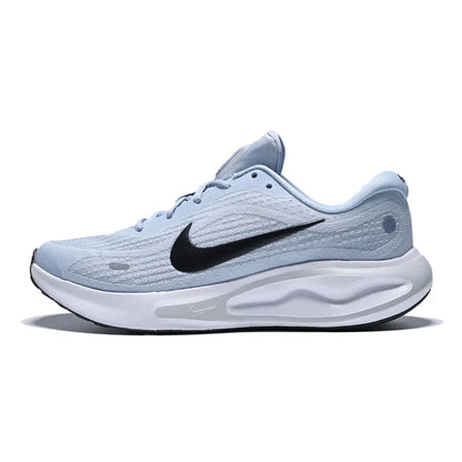 Buty do biegania Nike Journey Run – wygodna amortyzacja, antypoślizgowe i wytrzymałe. Idealne do codziennych treningów IH7329-101