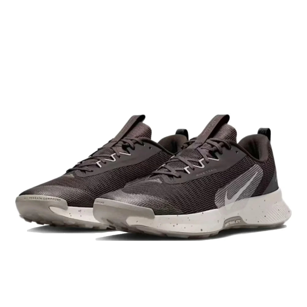 NIKE JUNIPER TRAIL 3 Męskie wygodne, antypoślizgowe i wytrzymałe buty treningowe do biegania, brązowo-białe, FQ0904-203