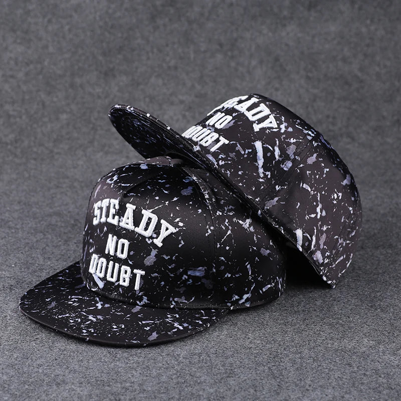 Boné de basebol unissexo com letras bordadas, estilo verão, marca tendência, ajuste traseiro, chapéu hip hop outdoor ajustável para homem e mulher, casual