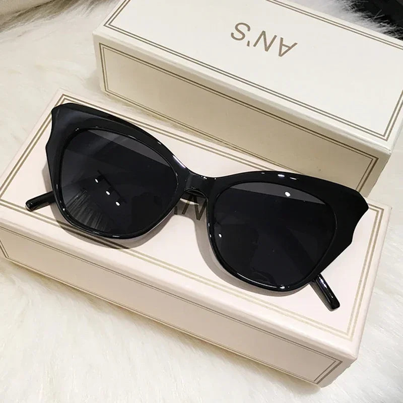 Módní sluneční brýle Cat Eye pro ženy, vintage sluneční brýle, dámské brýle s rámem Cateye, zrcadlové, retro, luxusní, cestovní, s přechodem barev, Oculos De Sol