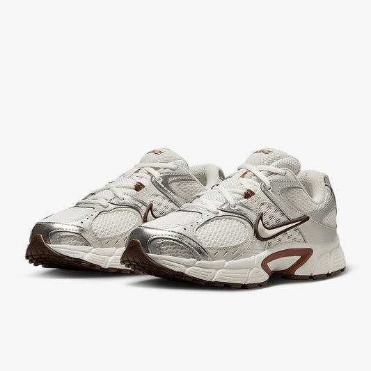 Offizielle Nike Genuine V5 RNR Damen-Sneaker, gedämpft, verschleißfest, atmungsaktiv, Low-Top, Casual, HQ7901-102