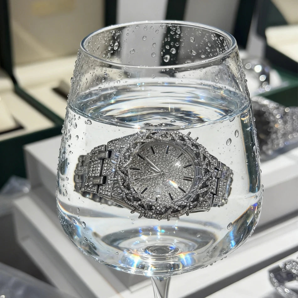 Luxury Full Diamond Men's Quartz Watch Thorn Bracelet Hip Hop Style Date Display with Luminous Function Men business Wristwatch