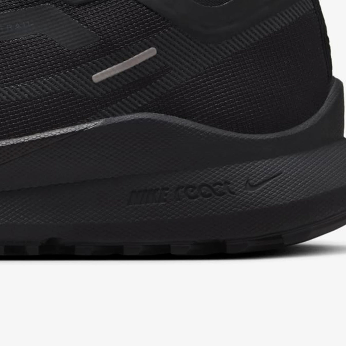 Scarpe da corsa su sentiero imbottite Nike originali da uomo HM9728-002