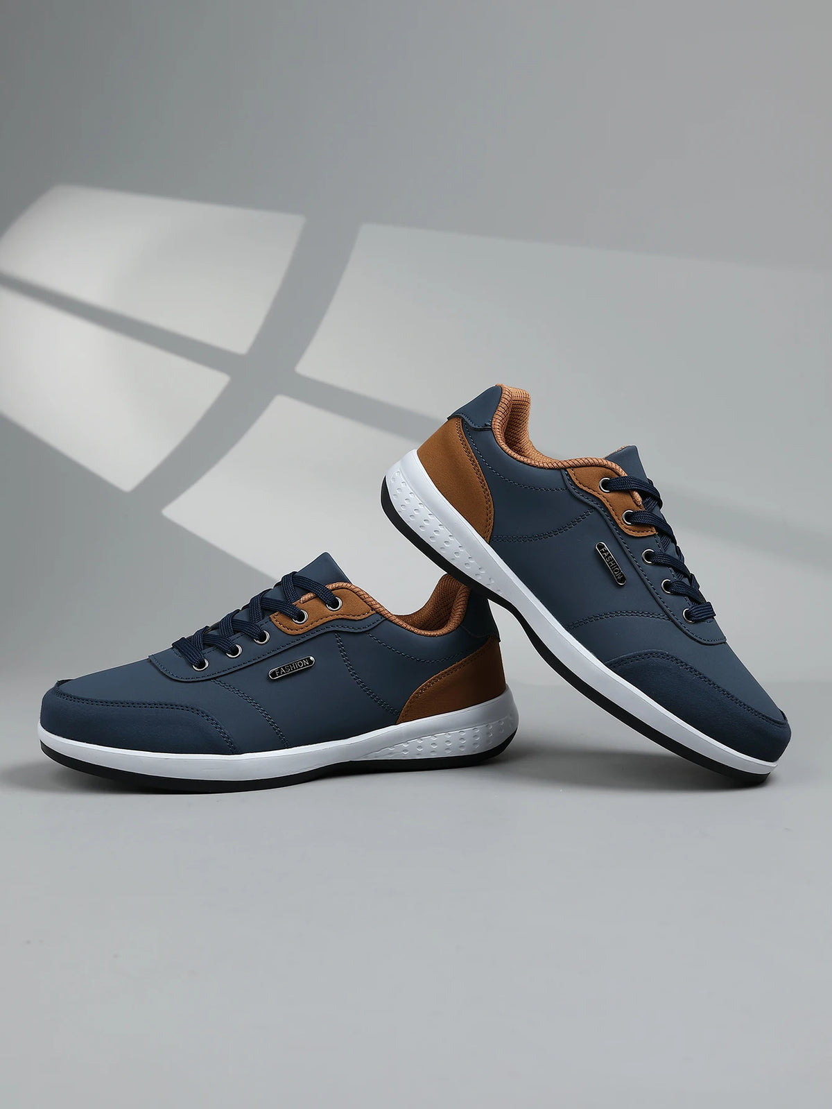 Chaussures de marche imperméables pour homme « Four Seasons » - Chaussures de sport décontractées en cuir pour homme - Chaussures de camping antidérapantes - Chaussures de tennis pour homme