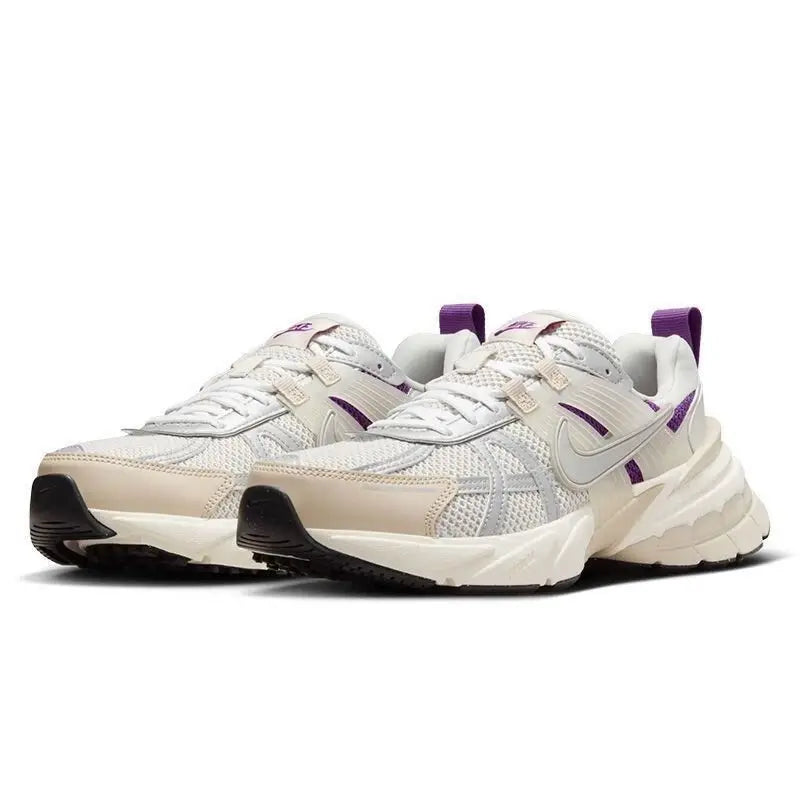 Nike New High-Density-Foam-Sohlendämpfung und verschleißfeste Trainings-Laufschuhe für Herren und Damen, Classic V2K Run Prm leichte und komfortable Outdoor-Sport-Laufschuhe, trendiger Retro-Stil, modisch und vielseitig