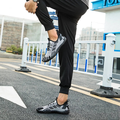 Water Shoes for Men Barefoot Beach Shoes Breathable Sport Shoes Quick Dry River Whtie Sea Aqua Sneakers Soft Beach Sneakers