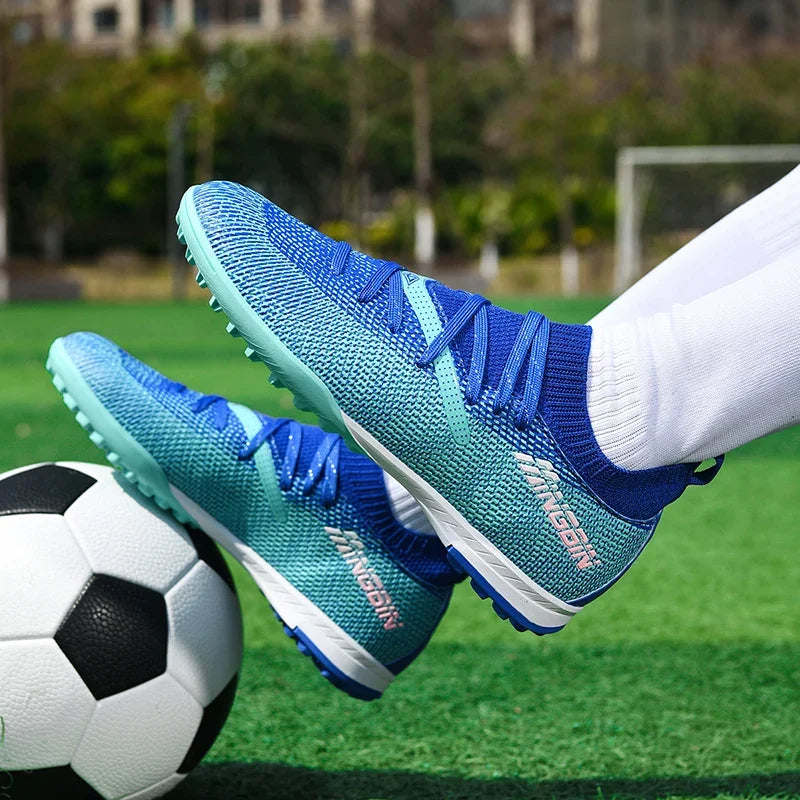 Chaussures de football pour homme, chaussures de foot professionnelles, crampons, futsal, femmes, unisexe, ultralégères, de haute qualité, baskets TF/FG