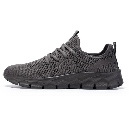 Sapatos de homem Four Seasons novos tamanhos grandes em malha Flyknit, leves e respiráveis, sapatilhas desportivas casuais com sola macia para corrida ao ar livre