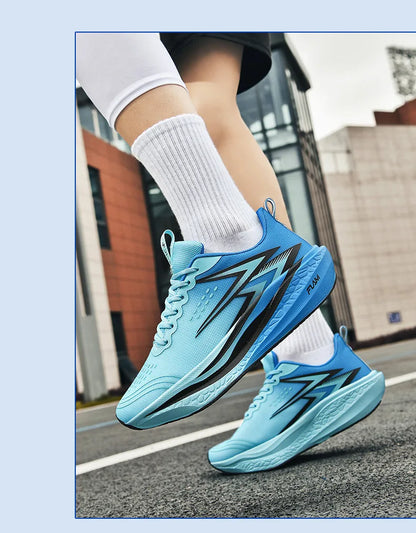 Chaussures de course pour hommes, spécialité marathon ; chaussures de sport légères pour hommes avec semelle en carbone ; baskets de sport confortables et antidérapantes pour femmes