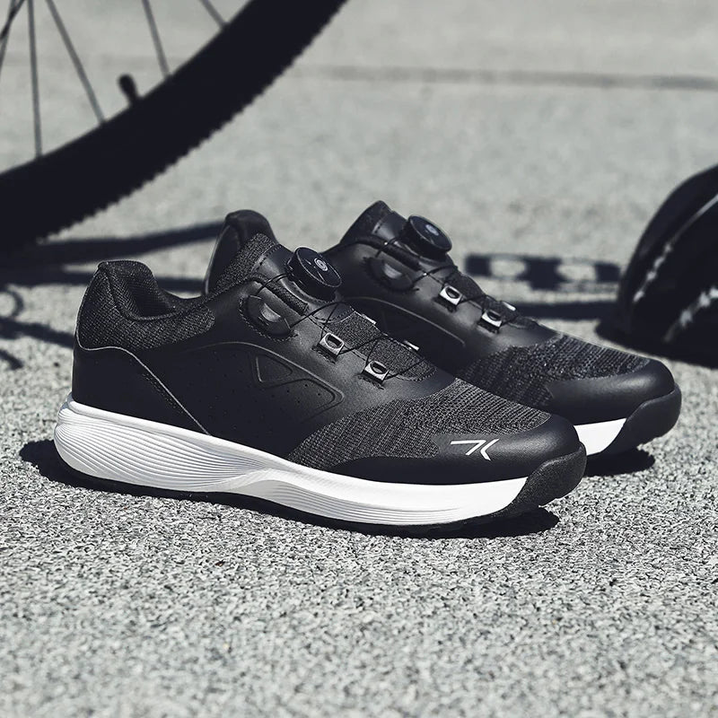 Cycling Shoes Men Cleats Shoes Flat Pedal MTB Bicycle Shoes Speed Cycling Sneakers Indoor Mountain Bike Shoes Racing Lock SPD Shoes