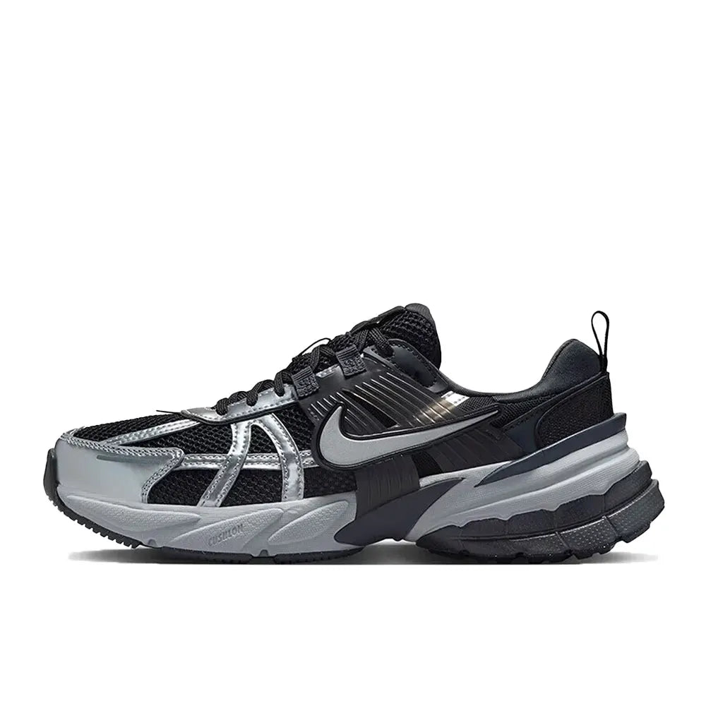 Nike V2K Run Sneakers Iconic Architecture Responsive Feel Modern Lifestyle Essential Unisex FD0736-005