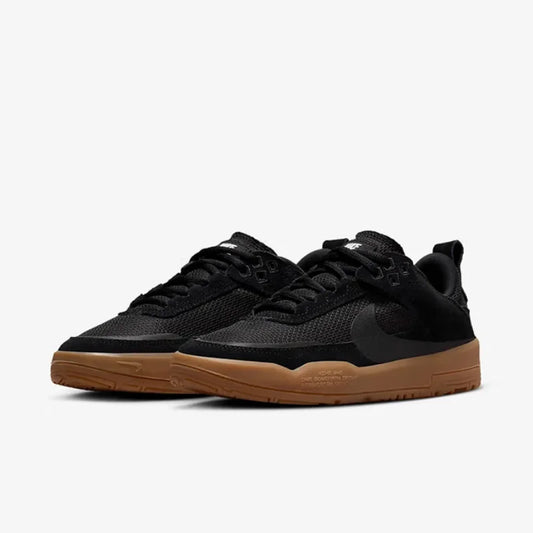 Nike Neue SB-Serie – leichte und komfortable Outdoor-Skateschuhe für Damen, abriebfest und langlebig für den täglichen Gebrauch, weiße Low-Top-Schuhe, modische und vielseitige schwarze flache Pendler-Schuhe, ein Must-have für Damen Fn4210-00