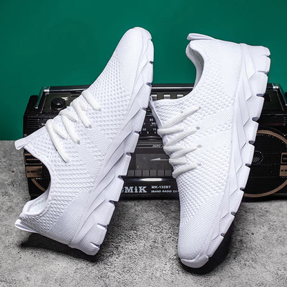 Sapatos de homem Four Seasons novos tamanhos grandes em malha Flyknit, leves e respiráveis, sapatilhas desportivas casuais com sola macia para corrida ao ar livre