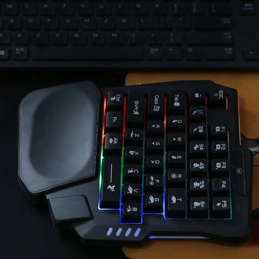 USB Single Hand Keyboard Ultra-slim Mini One Handedly Keyboard Luminous Wired Gaming Mechanical Keyboard Smartphone