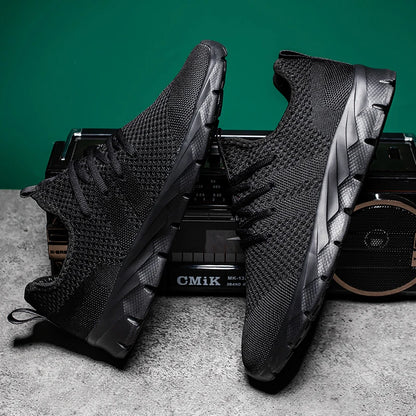 Sapatos de homem Four Seasons novos tamanhos grandes em malha Flyknit, leves e respiráveis, sapatilhas desportivas casuais com sola macia para corrida ao ar livre