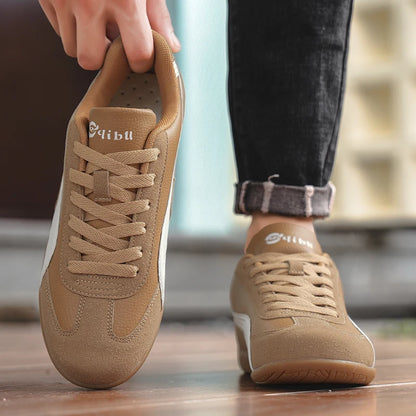 Popular Autumn Lightweight Fashionable Mens Casual Shoes Odor Resistant Low Cut Sports Shoes Outdoor Soft Retro Walking Shoes