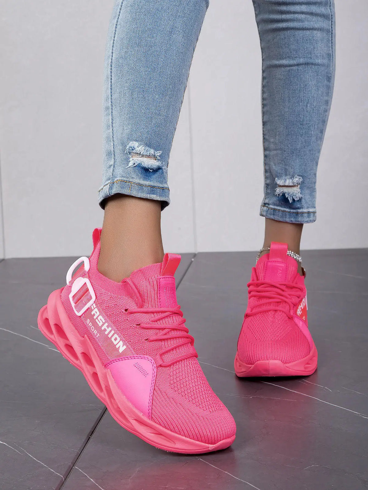 Hot Sale Fashion Purple Casual Sneakers Women Men Blade Running Shoes Big Size 48 Light Breathable Sports Shoes Men Mesh Sneaker