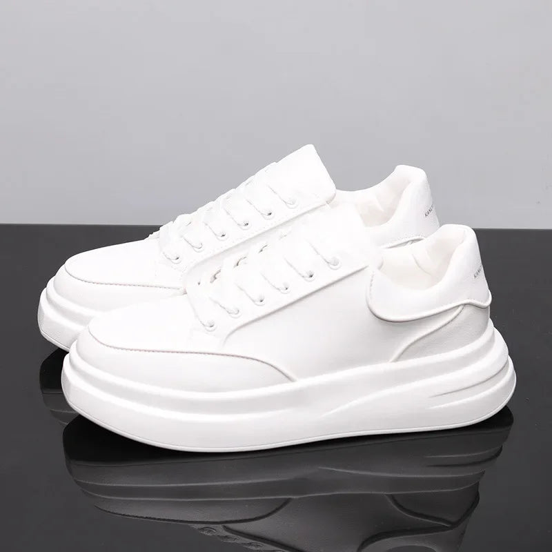 Sapatos brancos pequenos para casal, sapatos de homem, sapatos desportivos de mulher, ténis de homem, sapatos desportivos casuais com aumento de altura no interior