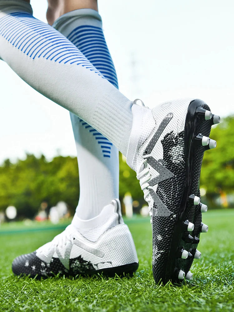 Chaussures de football pour homme, crampons Society, chaussures de football professionnelles, chaussures de football d'intérieur pour terrain rapide, baskets pour garçon, entraînement original