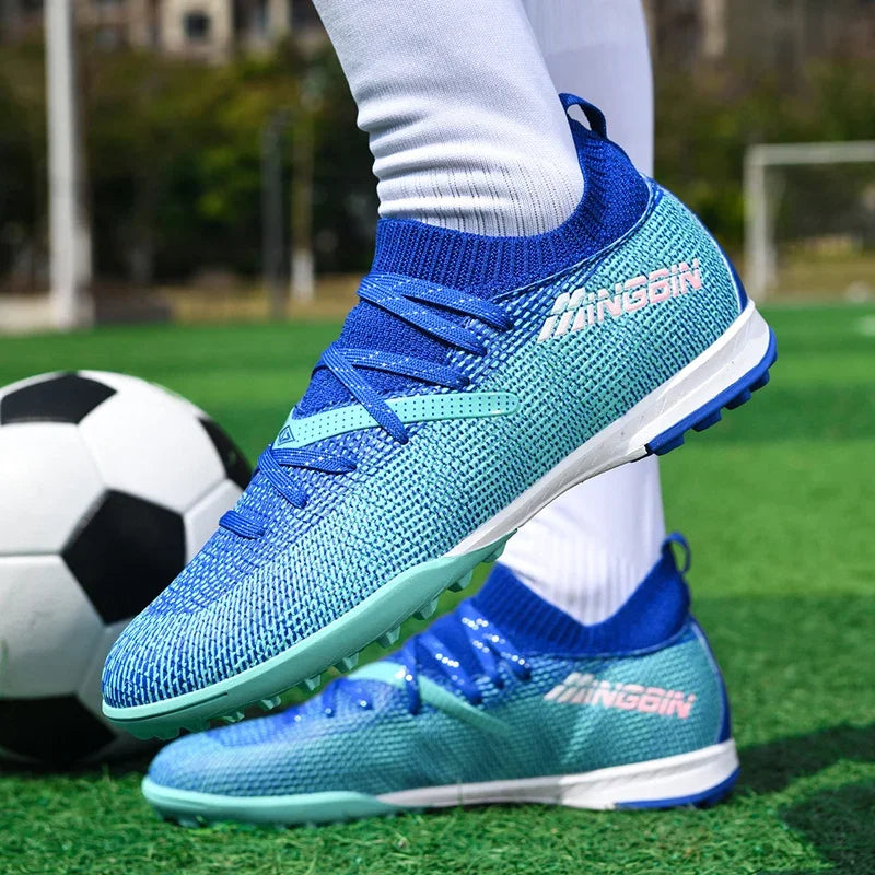 Chaussures de football pour homme, chaussures de foot professionnelles, crampons, futsal, femmes, unisexe, ultralégères, de haute qualité, baskets TF/FG
