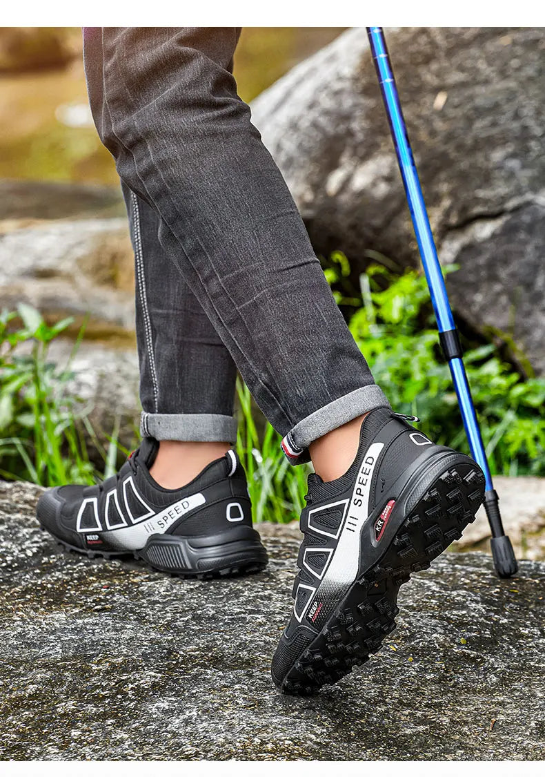 Chaussures de randonnée pour homme, imperméables, à lacets, pour le plein air ; chaussures de sport ; chaussures de vélo décontractées pour femme ; chaussures d'entraînement tactiques antidérapantes pour le terrain