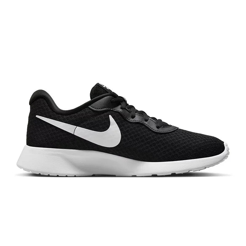 Nike Tanjun : chaussures de course basses pour homme et femme, confortables, polyvalentes, respirantes et résistantes - Noir DV7786-001