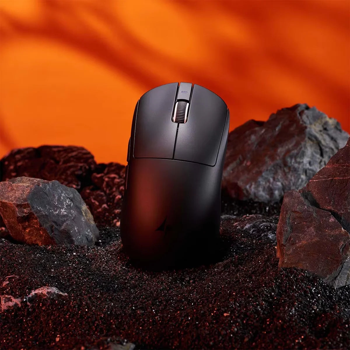 Mouse gaming wireless ATK A9 con tecnologia NearLink, ergonomico, PAW3395, tri-mode Bluetooth a bassa latenza, mouse esports per PC