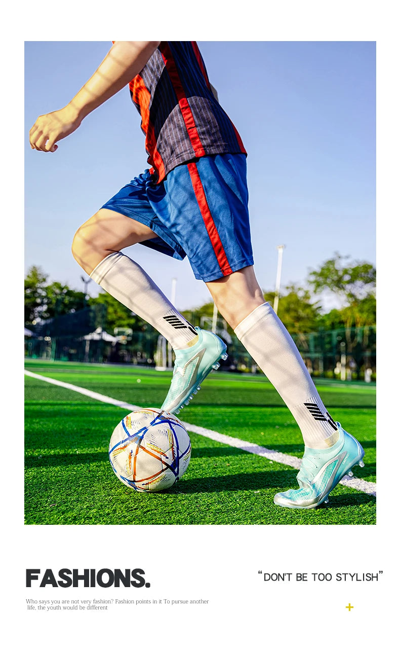 Men New TF Football Boots Sneakers Professional Society Casual Male Soccer Shoes Futsal High Quality Football Shoes Training