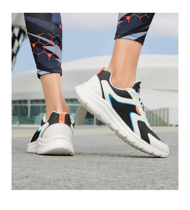 Xtep Sports Shoes Men's Mesh Breathable Running Shoes Winter Marathon Black White Men's Sports Shoes Sneakers Man 879119110110
